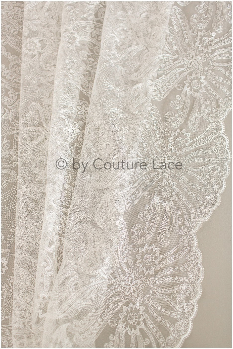 Braut Spitzenstoff Off-White/ weicher filigraner Brautspitzenstoff/ moderne bestickte Hochzeitskleid Spitze// L19-239