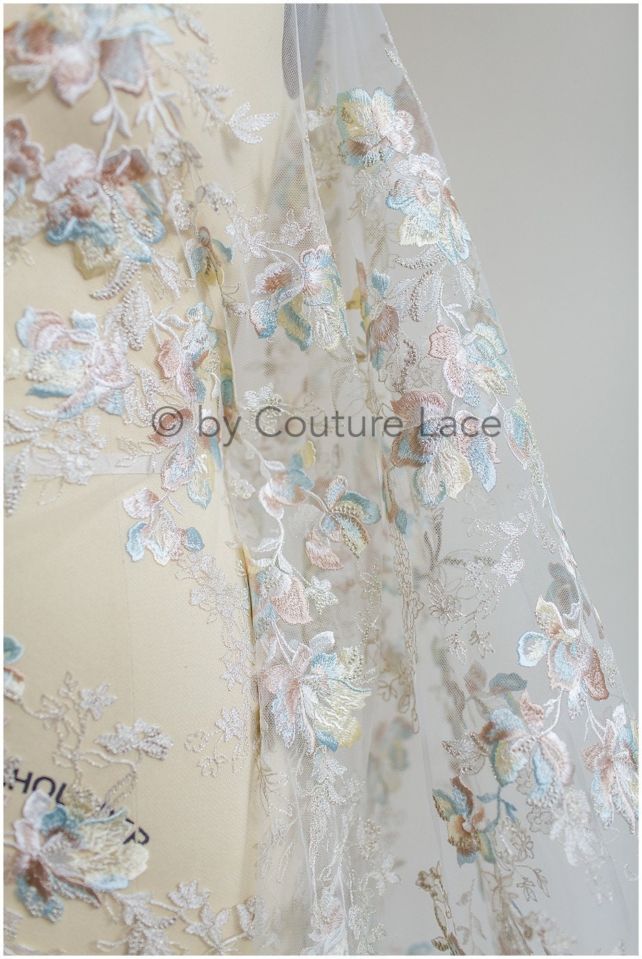 Farbiger Blumen Spitzenstoff/ romantische Pastell Spitze/ Abendkleid Spitze/ Blumen Spitzenstoff/ bestickte Farbe Hochzeitsstoff// L19-257