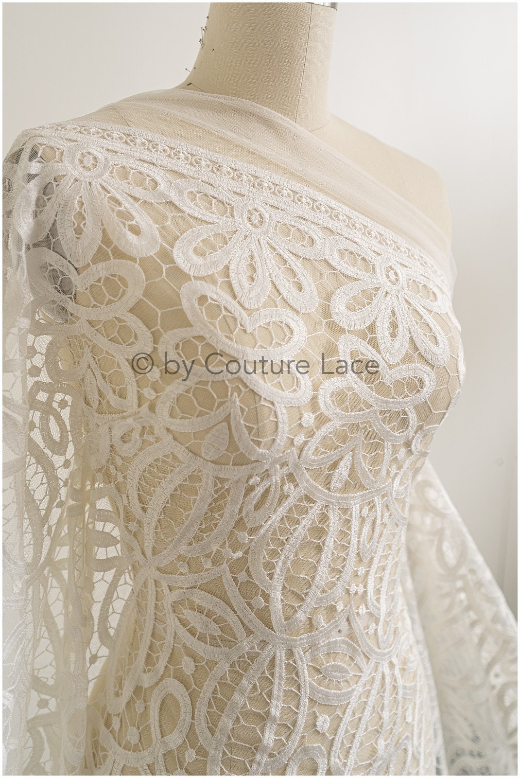 Boho lace fabric for wedding dress/ lace fabric off-white/ Boho wedding dress lace// L19-294
