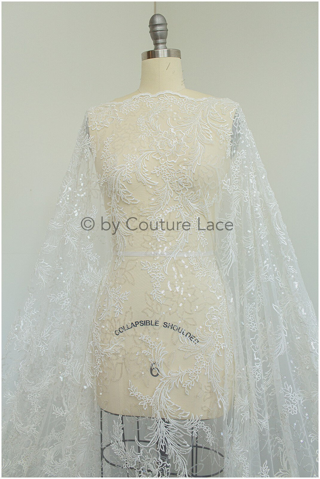 Wunderschöner Perlenblüten Spitzenstoff Off-White/ Perlen Brautspitze/ Hochzeitskleid Spitze mit Perlen/ glänzende Spitze// L19-278