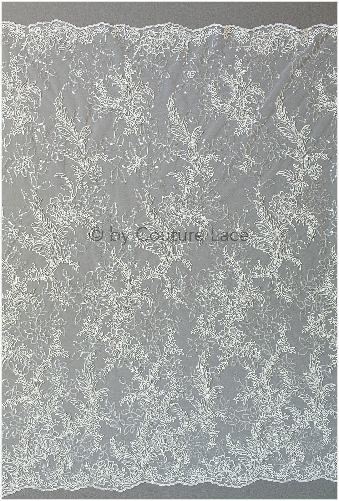 Wunderschöner Perlenblüten Spitzenstoff Off-White/ Perlen Brautspitze/ Hochzeitskleid Spitze mit Perlen/ glänzende Spitze// L19-278