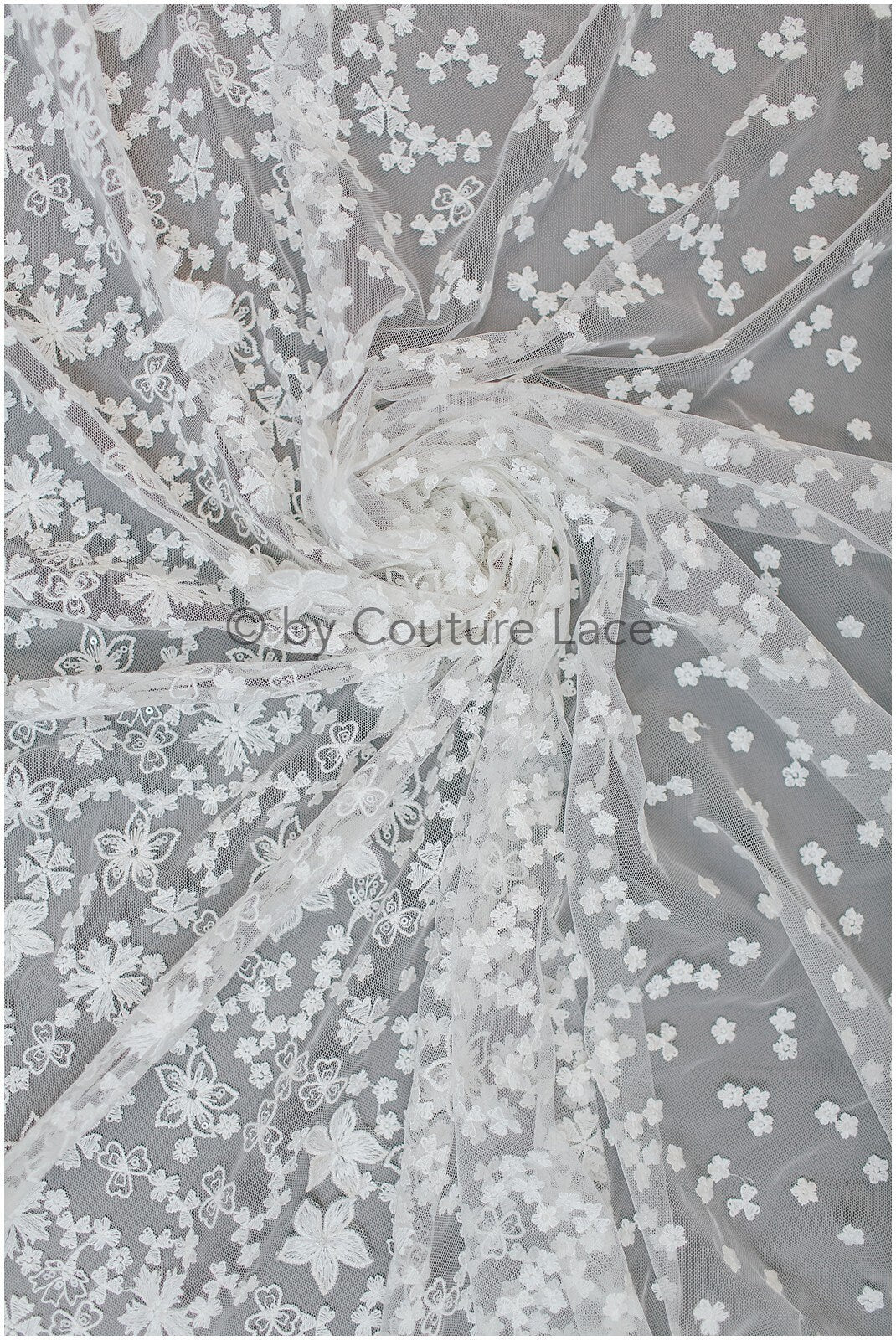 3D Blumen Spitzenstoff/ Braut Spitzenstoff/ romantischer Blumen Spitzenstoff mit 3D Blumen // L19-268