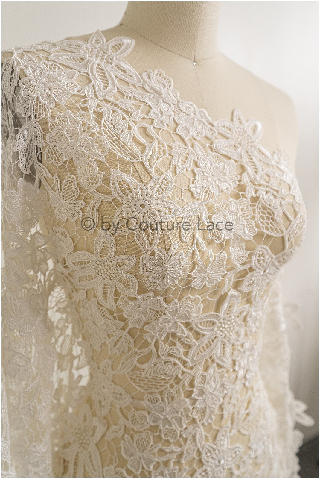 Crochet lace fabric off-white/ floral guipure lace fabric/ French bridal lace/ bridal crochet fabric/ vintage bridal lace/ Alencon lace// L19-295
