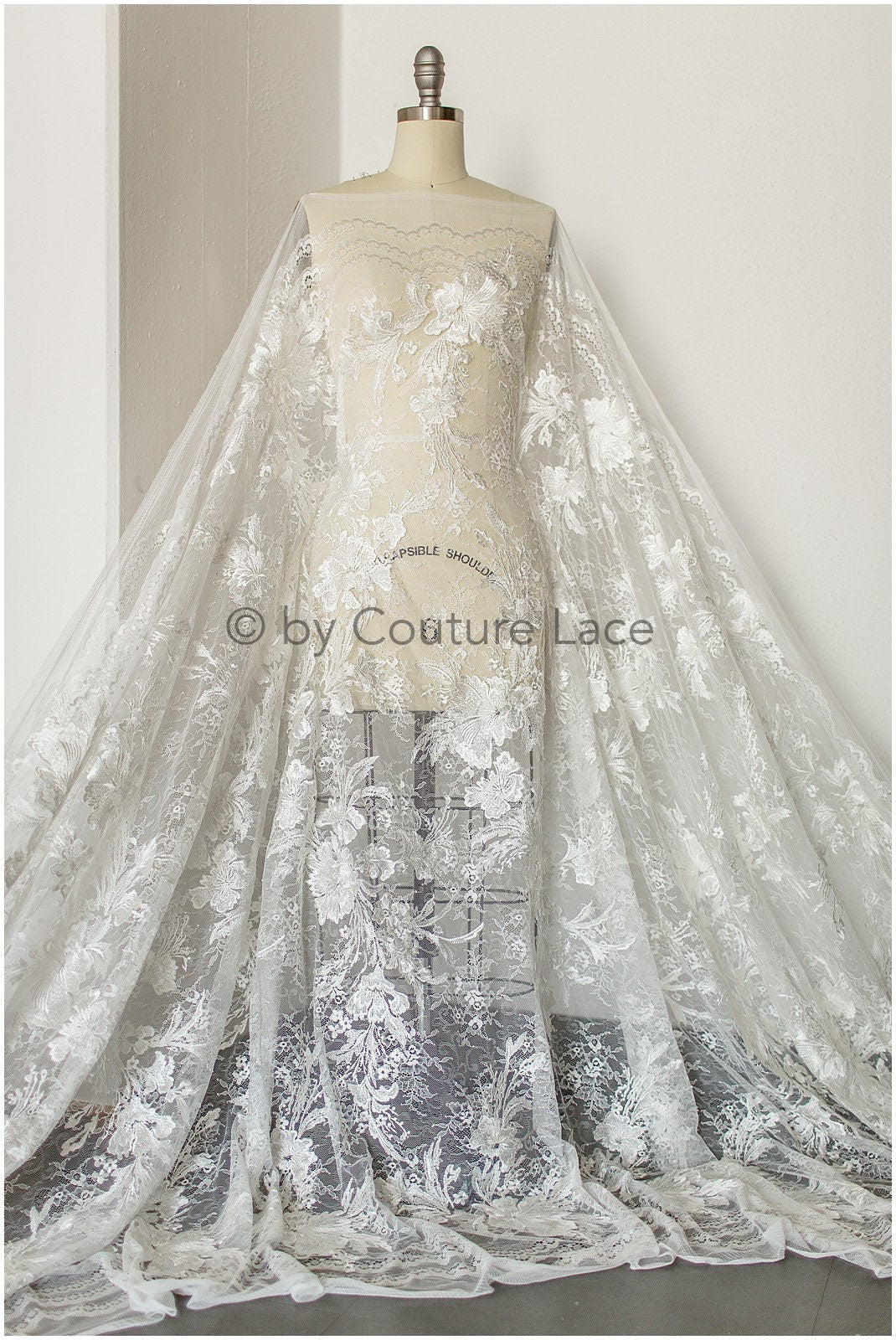 French wedding dress lace off-white/ Floral patterned lace/ Bridal lace/ Embroidered Chantilly lace// L19-256