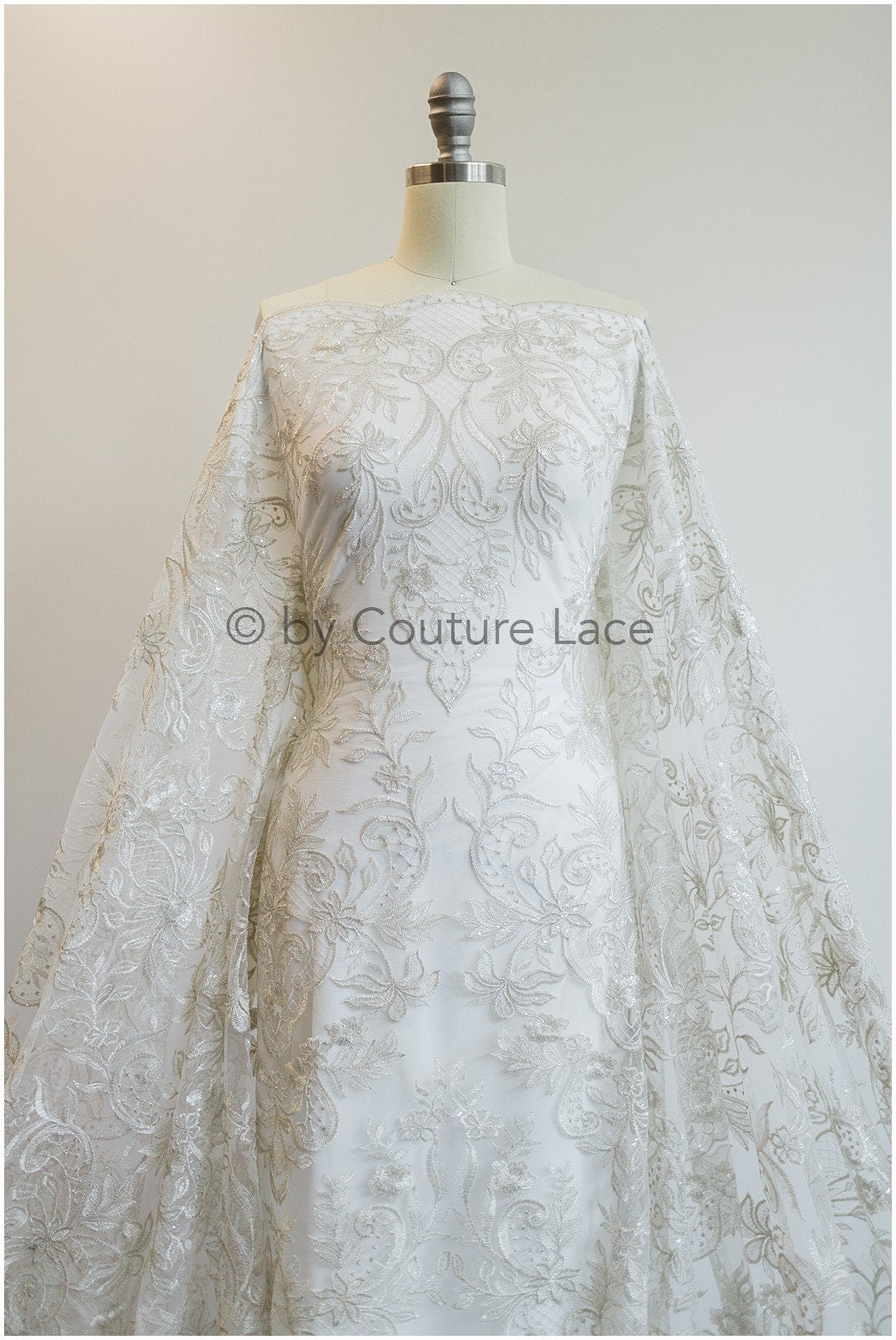Florale Braut Spitze / Braut Spitze Material mit Pailletten / offwhite Braut Spitze / florale Hochzeit Spitze / Couture Spitze / / L19-273