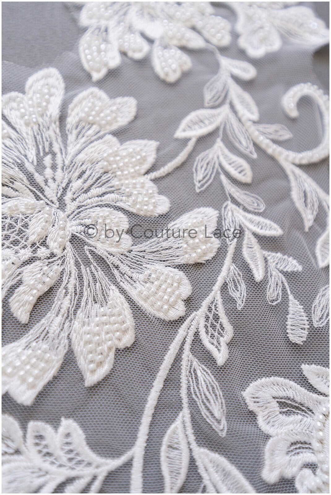 Perlen SpitzenBlume Aufnäher, Blumen Applikation, SpitzenBlume Patch, Spitzen Applikation, Hochzeitskleid Spitzen Applikation, Braut Blumen Aufnäher// A19-185