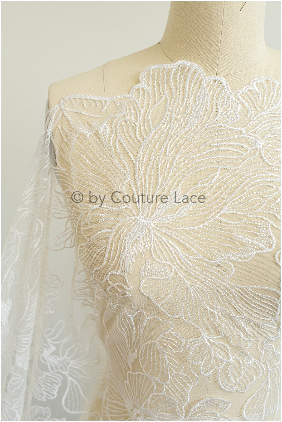Blumen Braut Spitze Off-White/ Brautspitze mit Blumen/ Blumen Hochzeit Spitze/ Couture Spitze// L19-281