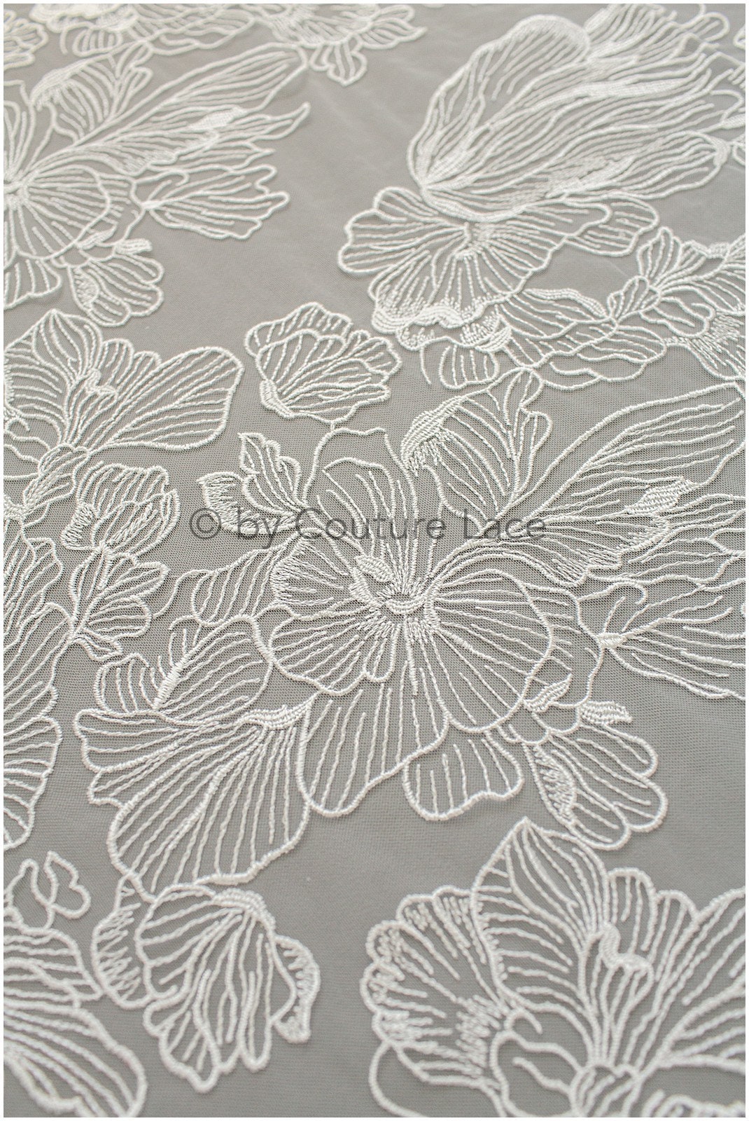 Blumen Braut Spitze Off-White/ Brautspitze mit Blumen/ Blumen Hochzeit Spitze/ Couture Spitze// L19-281