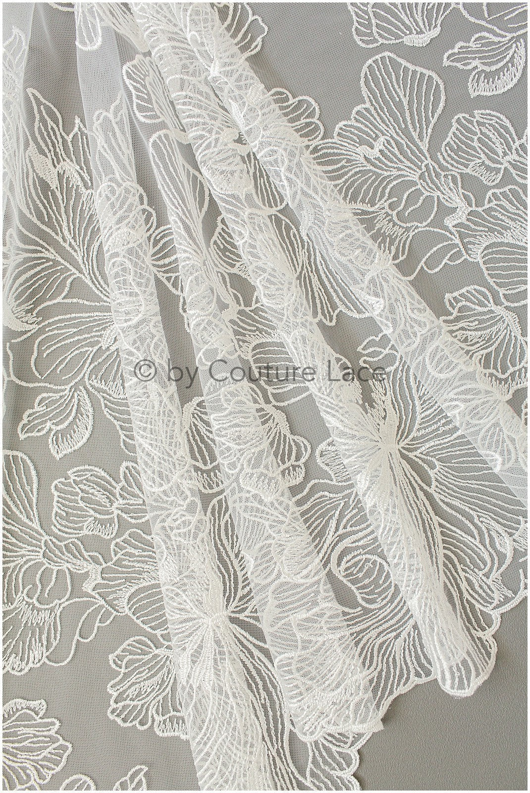 Blumen Braut Spitze Off-White/ Brautspitze mit Blumen/ Blumen Hochzeit Spitze/ Couture Spitze// L19-281
