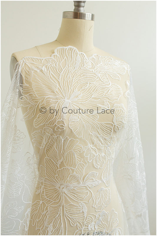 Encaje nupcial con flores en color marfil / Encaje de novia con flores / Encaje floral para bodas / Encaje de alta costura / L19-281
