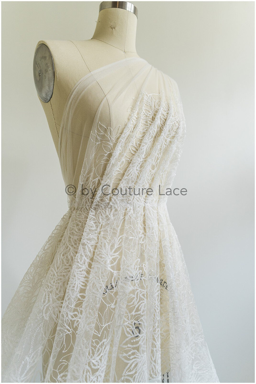 Pailletten Spitzenstoff, gefrorene Spitze, Brautspitze Stoff, Hochzeitskleid Spitze, Eisblumen Spitzenstoff, Spitzenkleid, Boho Braut// L19-298