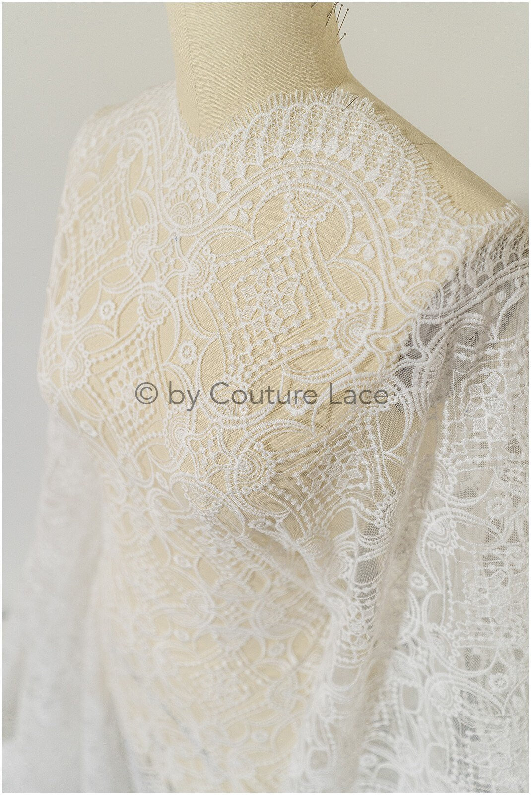 Artdeco Spitzenstoff Off-White/ Hochzeit Spitzenstoff/ Boho Brautkleid Spitze/ geometrisches Brautkleid Spitze// L19-314