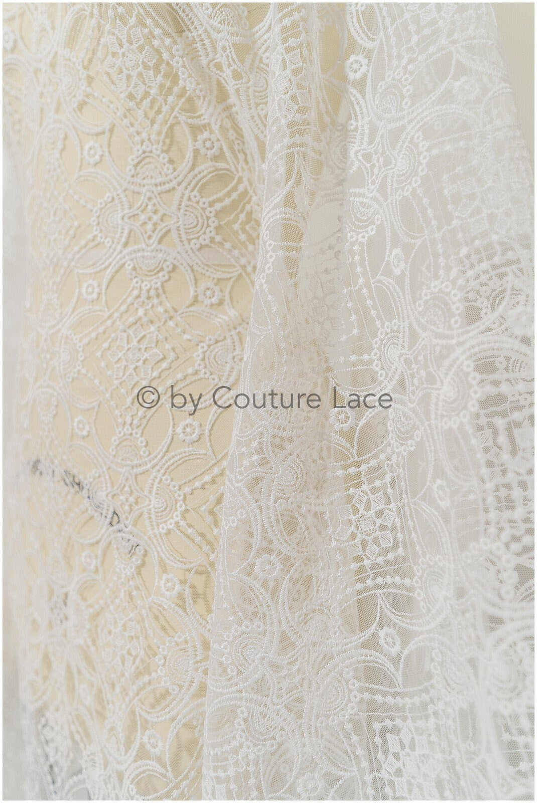 Artdeco Spitzenstoff Off-White/ Hochzeit Spitzenstoff/ Boho Brautkleid Spitze/ geometrisches Brautkleid Spitze// L19-314