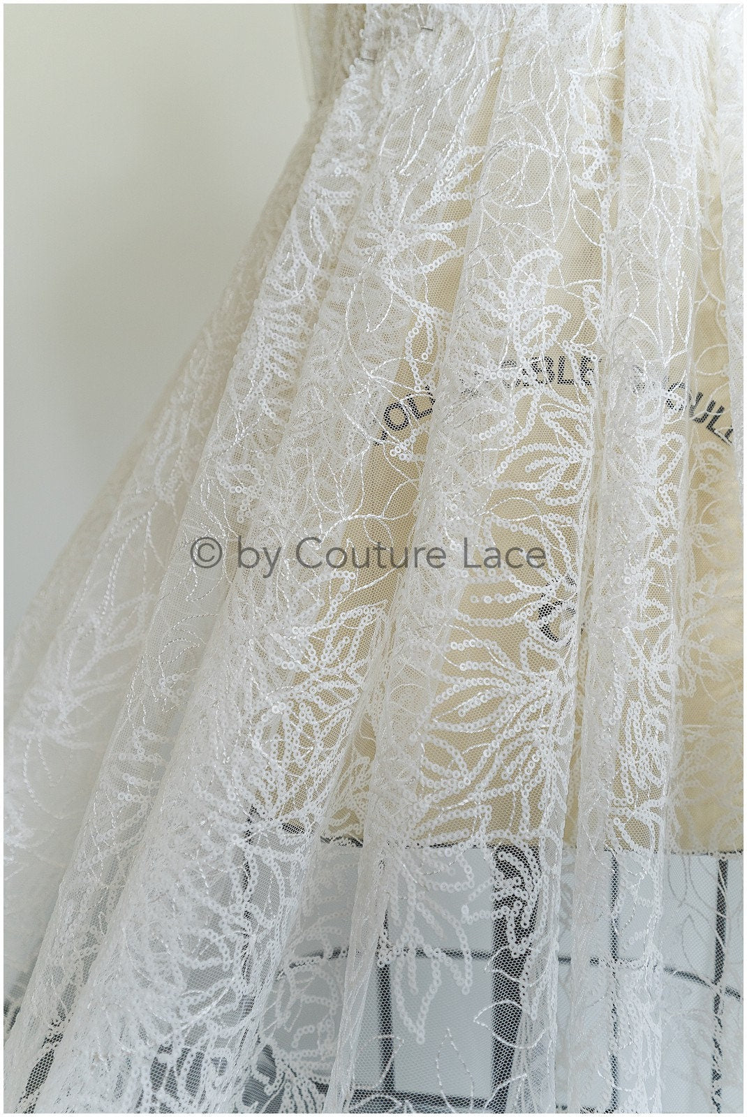Pailletten Spitzenstoff, gefrorene Spitze, Brautspitze Stoff, Hochzeitskleid Spitze, Eisblumen Spitzenstoff, Spitzenkleid, Boho Braut// L19-298