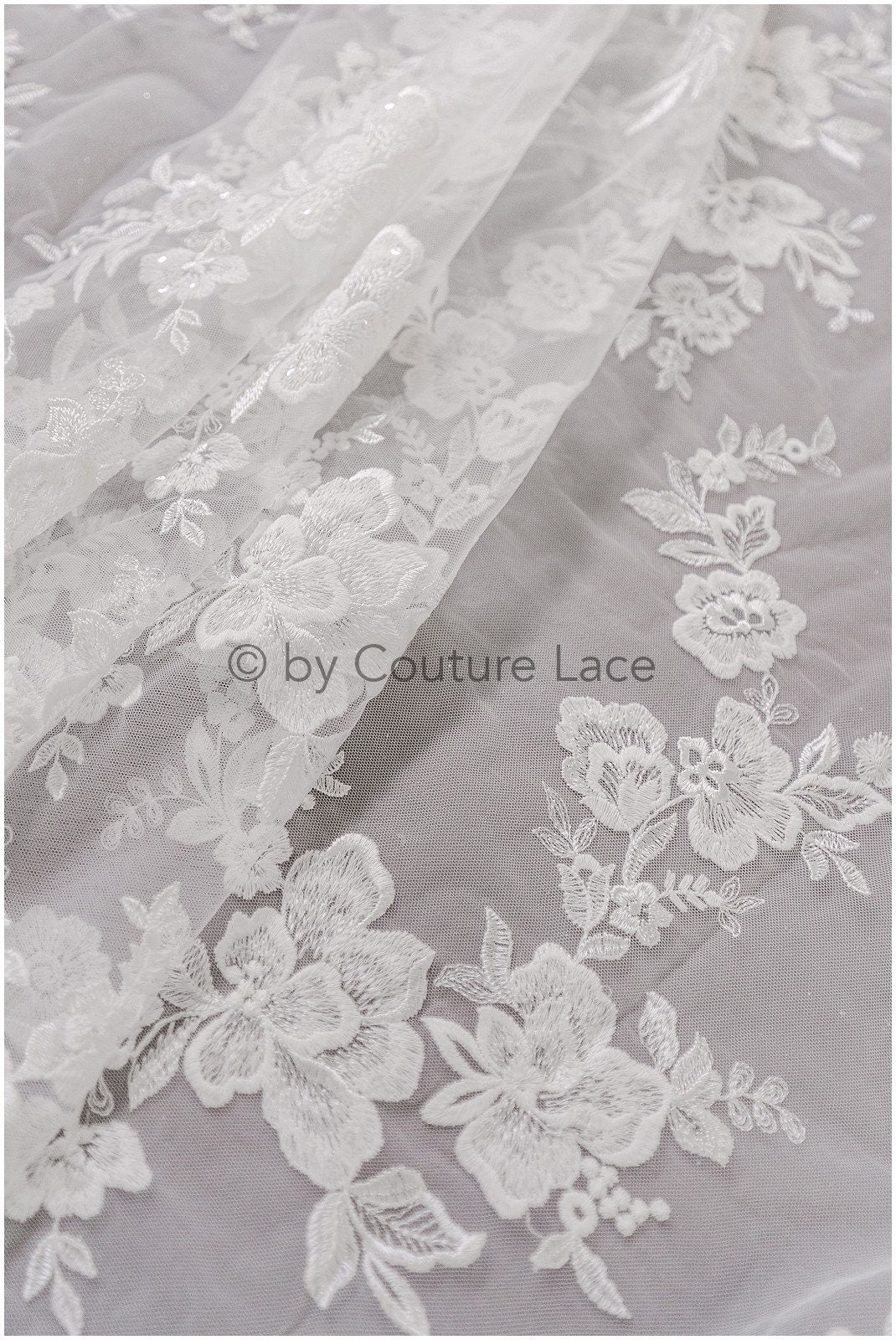 Romantischer Baumwoll-Rayon-Misch-Spitzenstoff für Hochzeitskleid, Spitzenstoff, Blumendesign Spitze, Blumenmuster Hochzeitskleid Spitze// L19-017