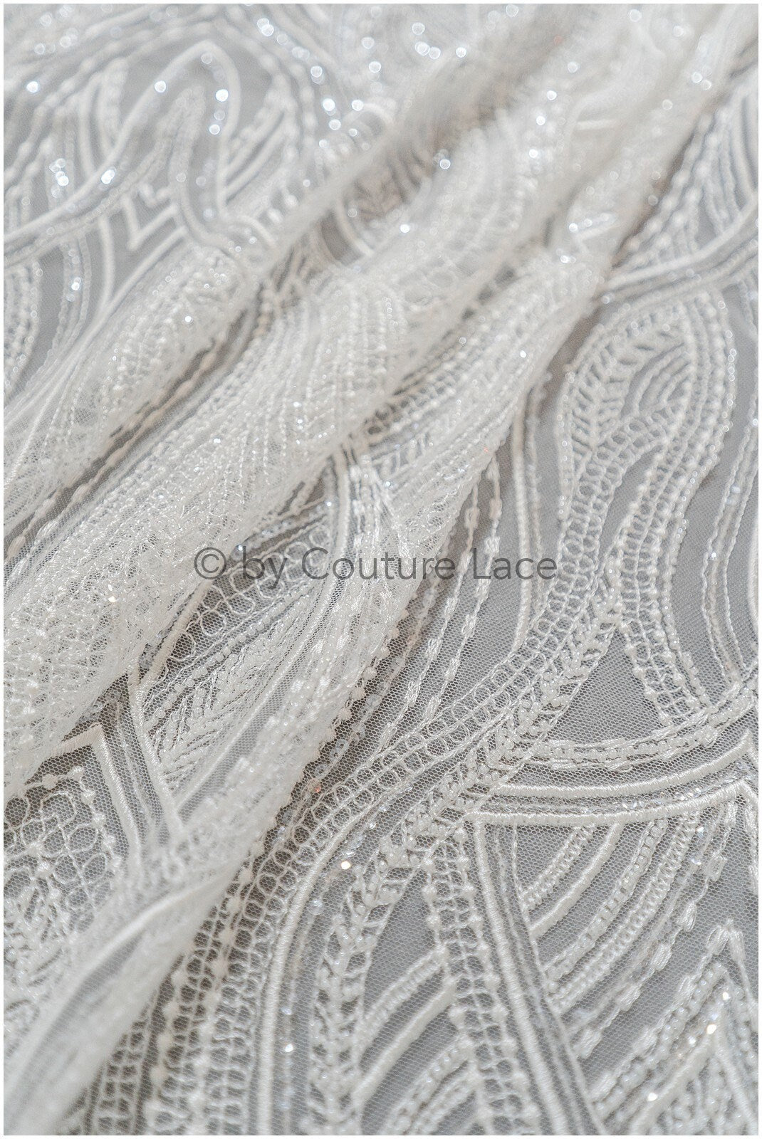 Perlen Braut Spitzenstoff Off-White/ Perlen Wellen Spitzenstoff/ Hochzeitskleid Spitze mit Perlen & Pailletten/ Brautspitzenstoff// L19-021