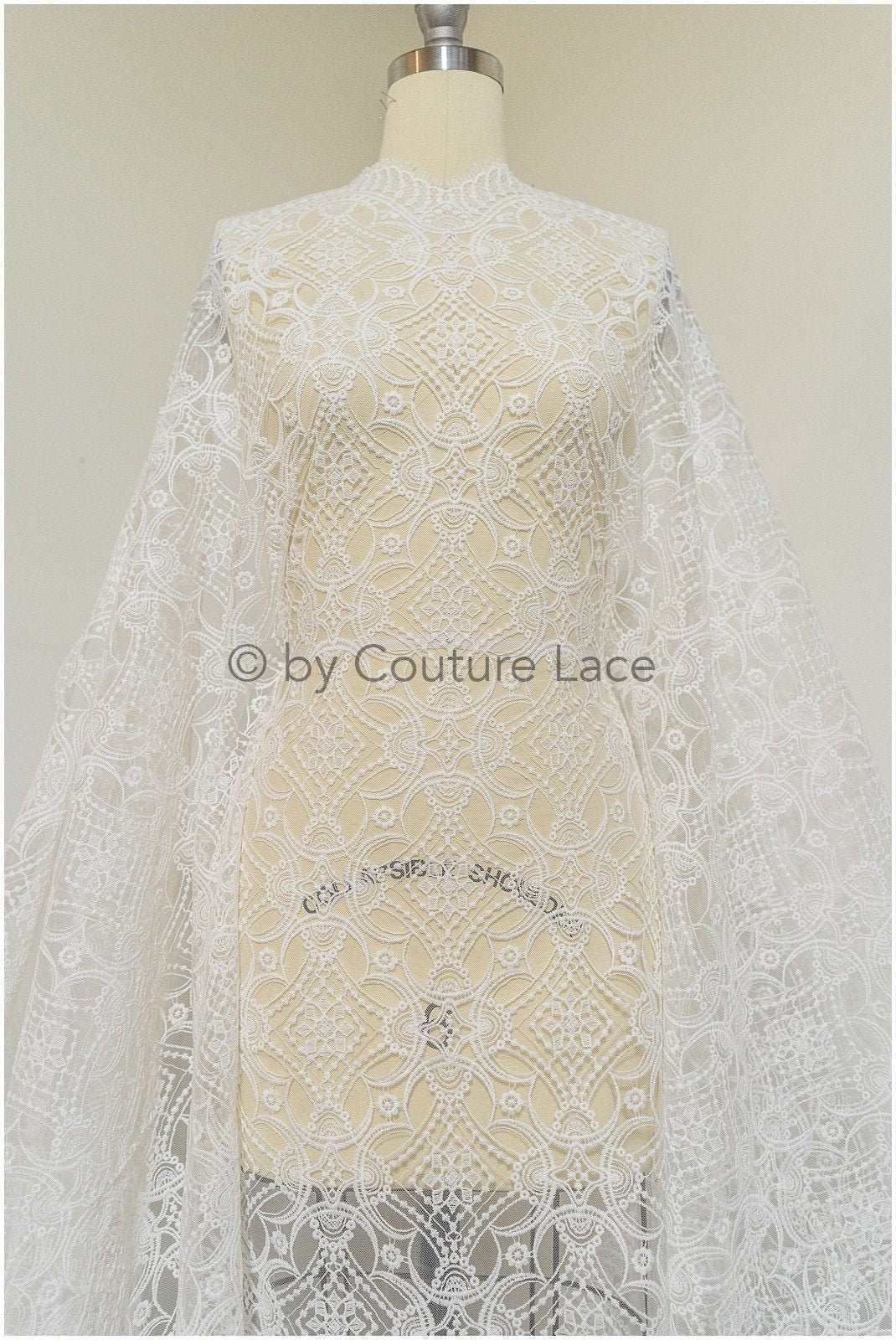 Artdeco Spitzenstoff Off-White/ Hochzeit Spitzenstoff/ Boho Brautkleid Spitze/ geometrisches Brautkleid Spitze// L19-314