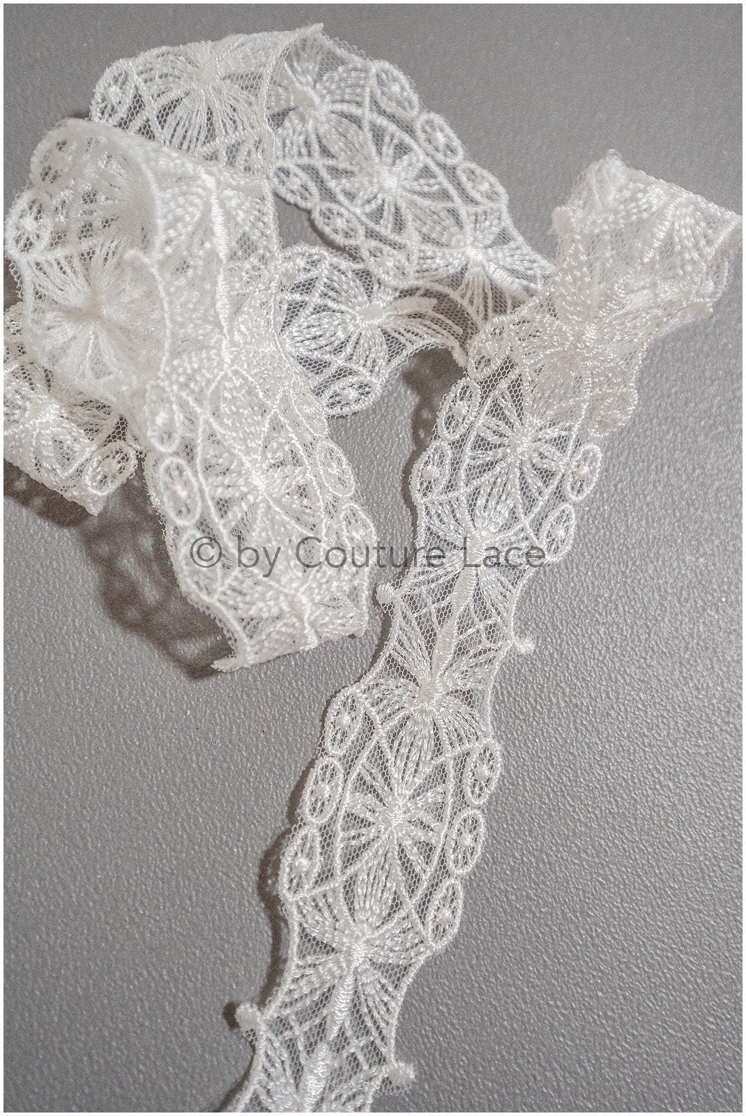 Boho lace trim off-white/ embroidered lace trim/ elegant lace veil lace/ bridal lace belt/ bridal lace trim// T20-086