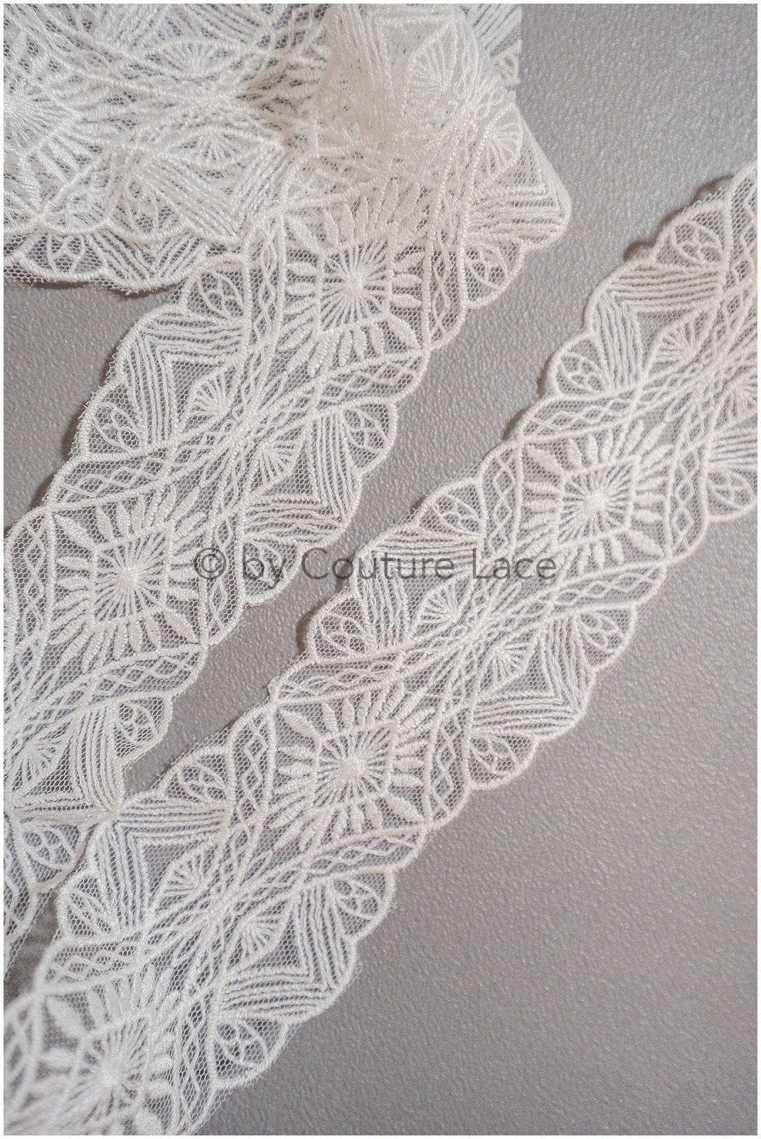 Braut Spitze Borte Off-White/ Spitzenborte für Hochzeitskleid/ Braut Spitzen Gürtel/ eleganter Braut Spitzenbesatz/ Braut Schleier// T20-085