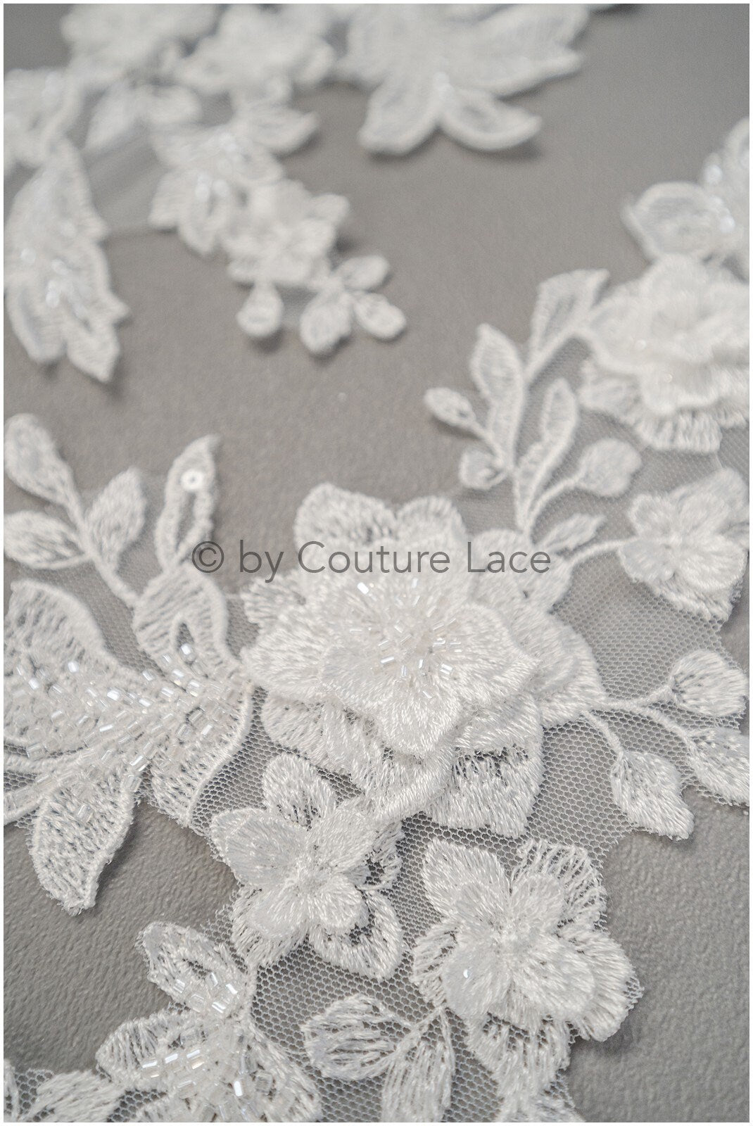 3D Blumen SpitzenApplikation für Hochzeitskleid, Brautkleid Spitzenaufnäher mit 3D Blumen, Perlen BrautSpitze Applikation mit 3D Blumen// A20-195