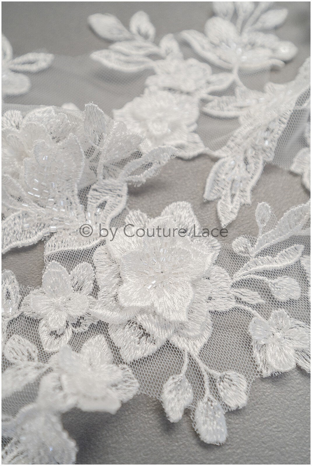 3D Blumen SpitzenApplikation für Hochzeitskleid, Brautkleid Spitzenaufnäher mit 3D Blumen, Perlen BrautSpitze Applikation mit 3D Blumen// A20-195