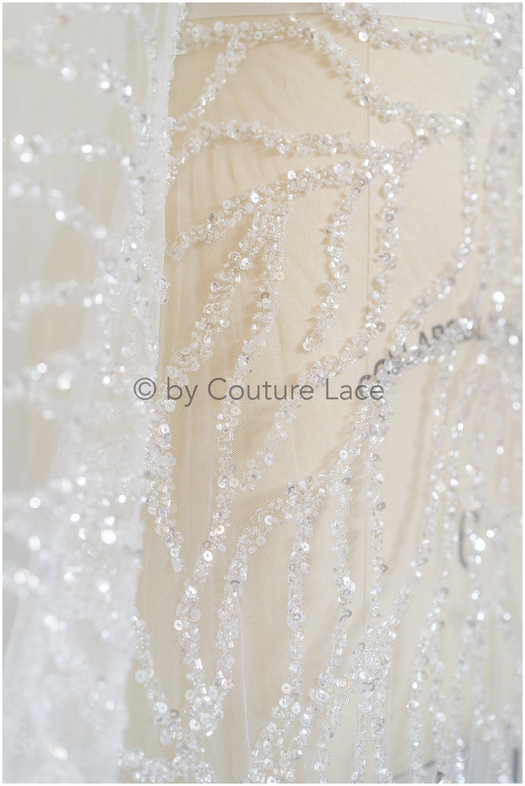 Perlen Spitze Stoff/ Perlen Brautkleid Spitze/ Couture Spitze Stoff/ Perlen Perlen Spitze// L19-060