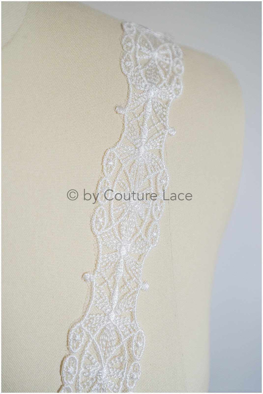 Boho lace trim off-white/ embroidered lace trim/ elegant lace veil lace/ bridal lace belt/ bridal lace trim// T20-086