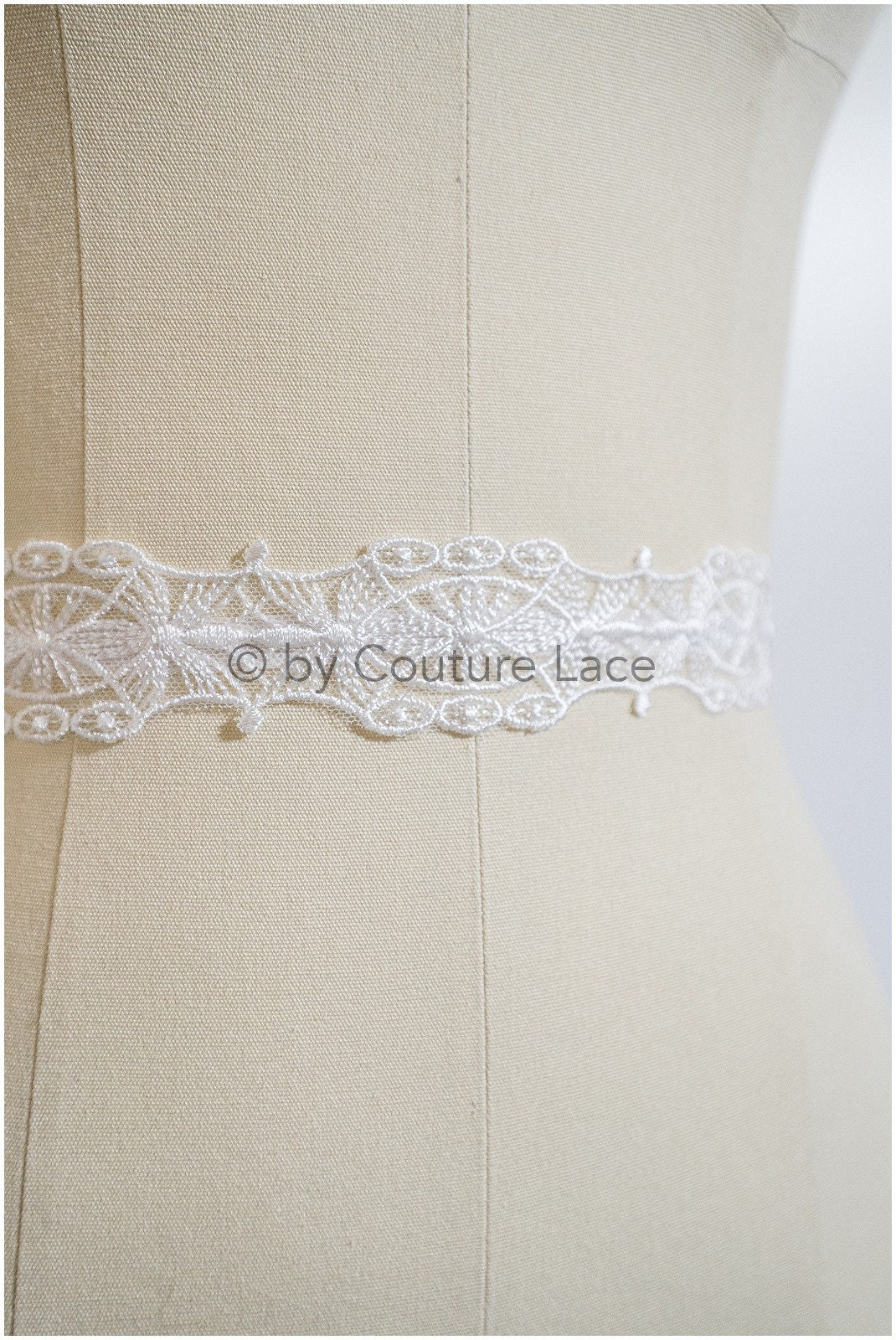 Boho lace trim off-white/ embroidered lace trim/ elegant lace veil lace/ bridal lace belt/ bridal lace trim// T20-086