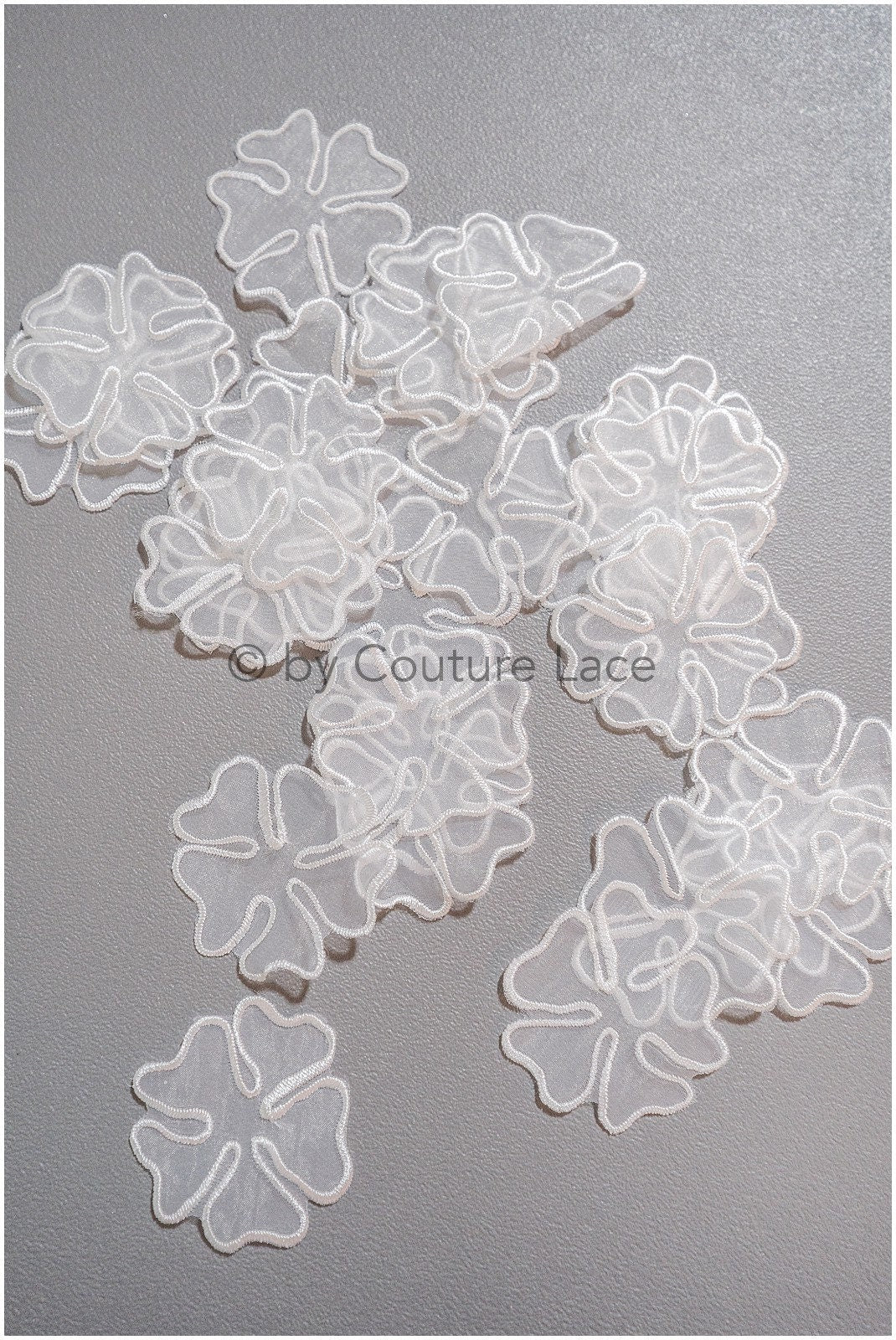 30pcs. Lace flowers for sewing/ 3D flower lace applique/ wedding dress lace applique/ bridal lace// A20-192