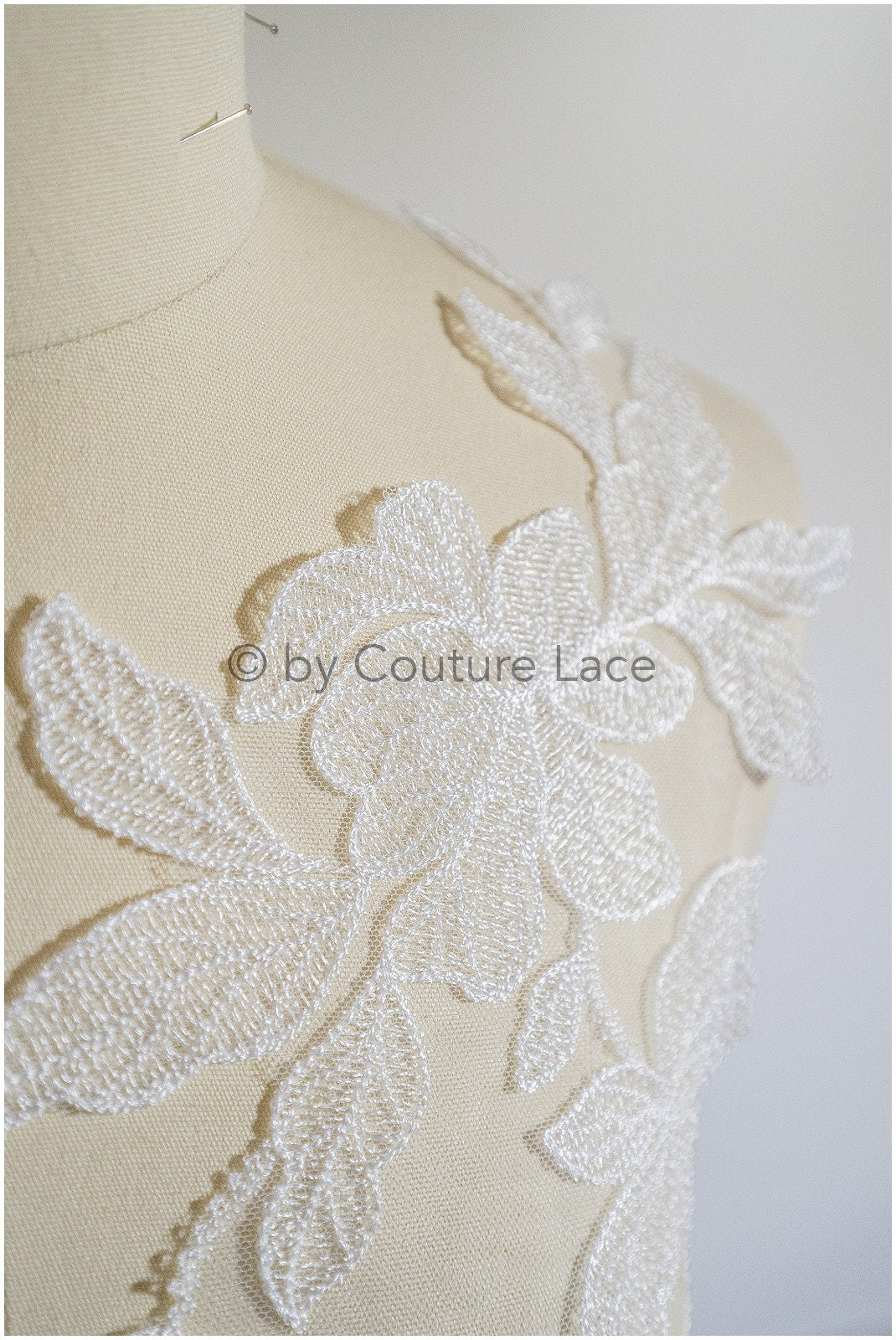 Romantischer Blattaufnäher, Spitzenblumen Applikation, Spitzen Applikation, Hochzeitskleid Spitzen Applikation, Braut Blumen Applikation// A20-194