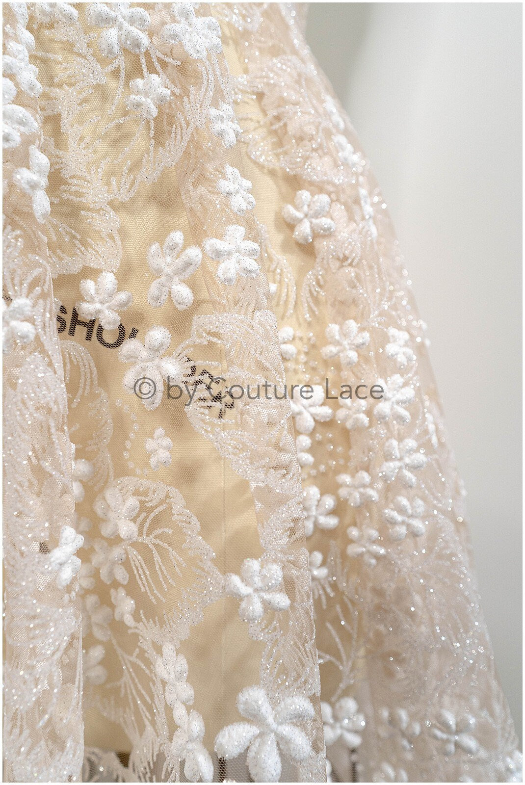 Glitter tulle fabric/ off-white glitter tulle/ floral glitter fabric/ shiny glitter lace/ Pronovias glitter lace// R-029