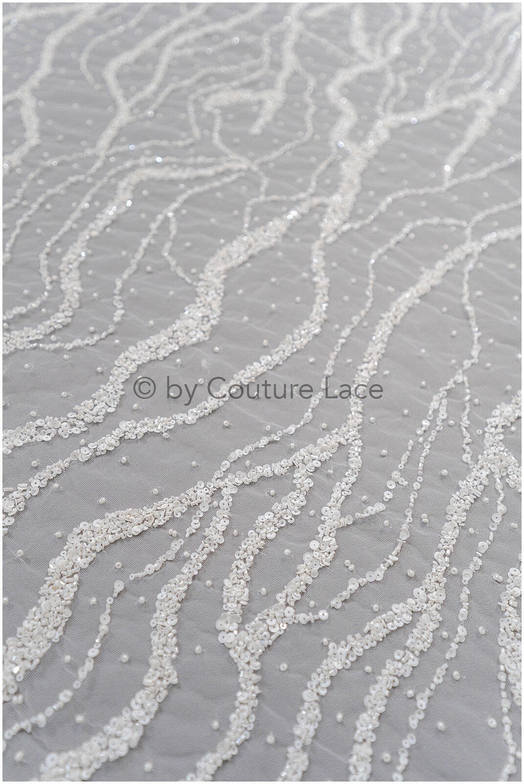 Handperlen Blume Brautspitze Off-White/ Couture Spitzenstoff/ schwere Perlen Hochzeit Spitze/ Designer Couture Spitze/ handgemachte Spitze// L20-355