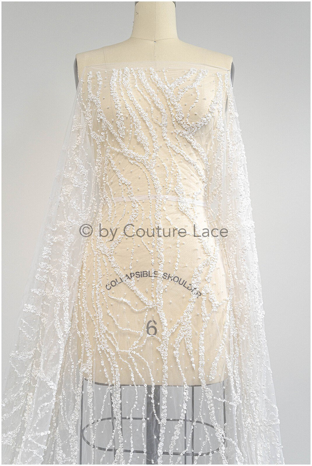Handperlen Blume Brautspitze Off-White/ Couture Spitzenstoff/ schwere Perlen Hochzeit Spitze/ Designer Couture Spitze/ handgemachte Spitze// L20-355