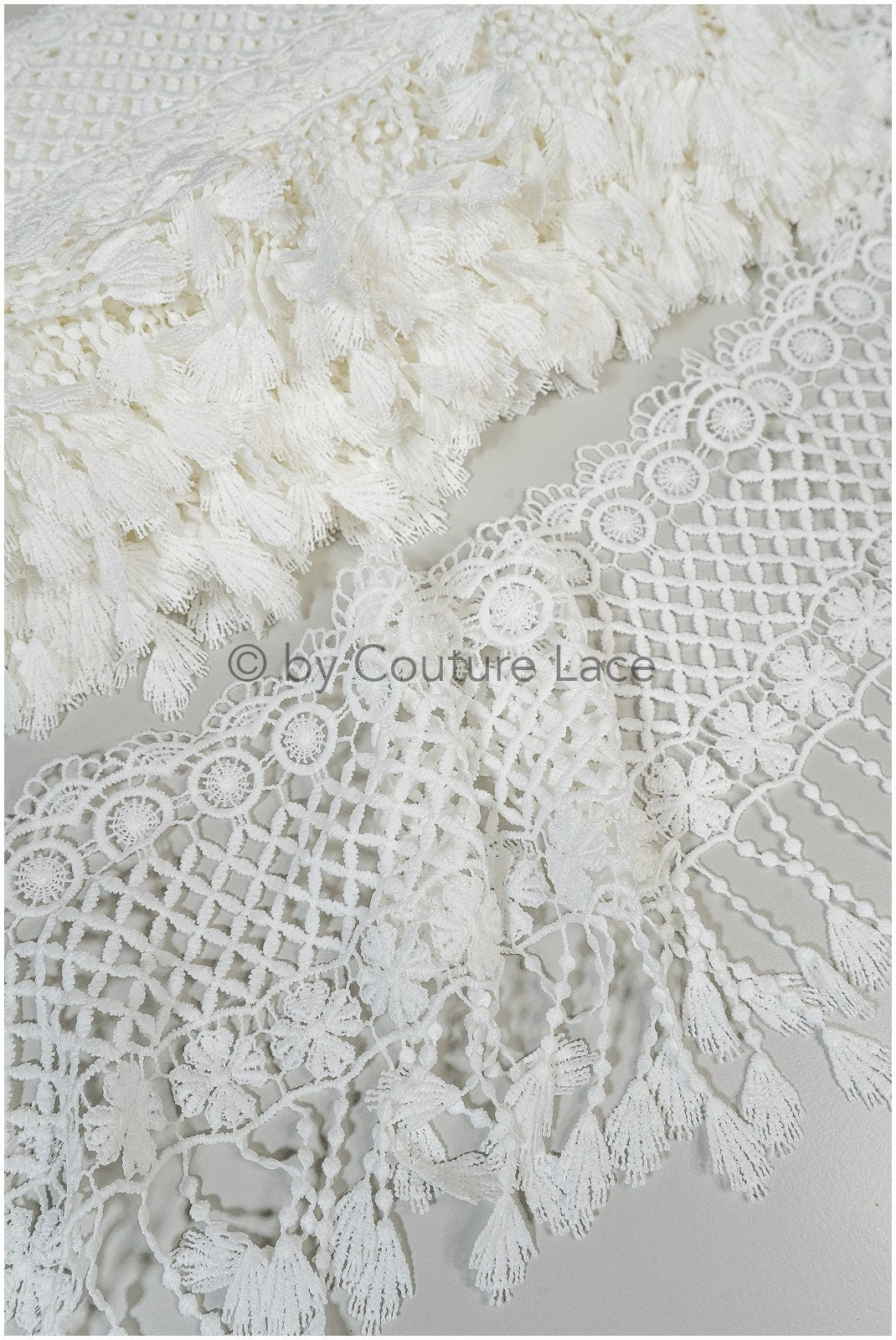 Fringe lace trim off-white/ Boho trim/ crocheted fringe lace/ Guipure lace with fringes/ Boho wedding dress lace// T20-102