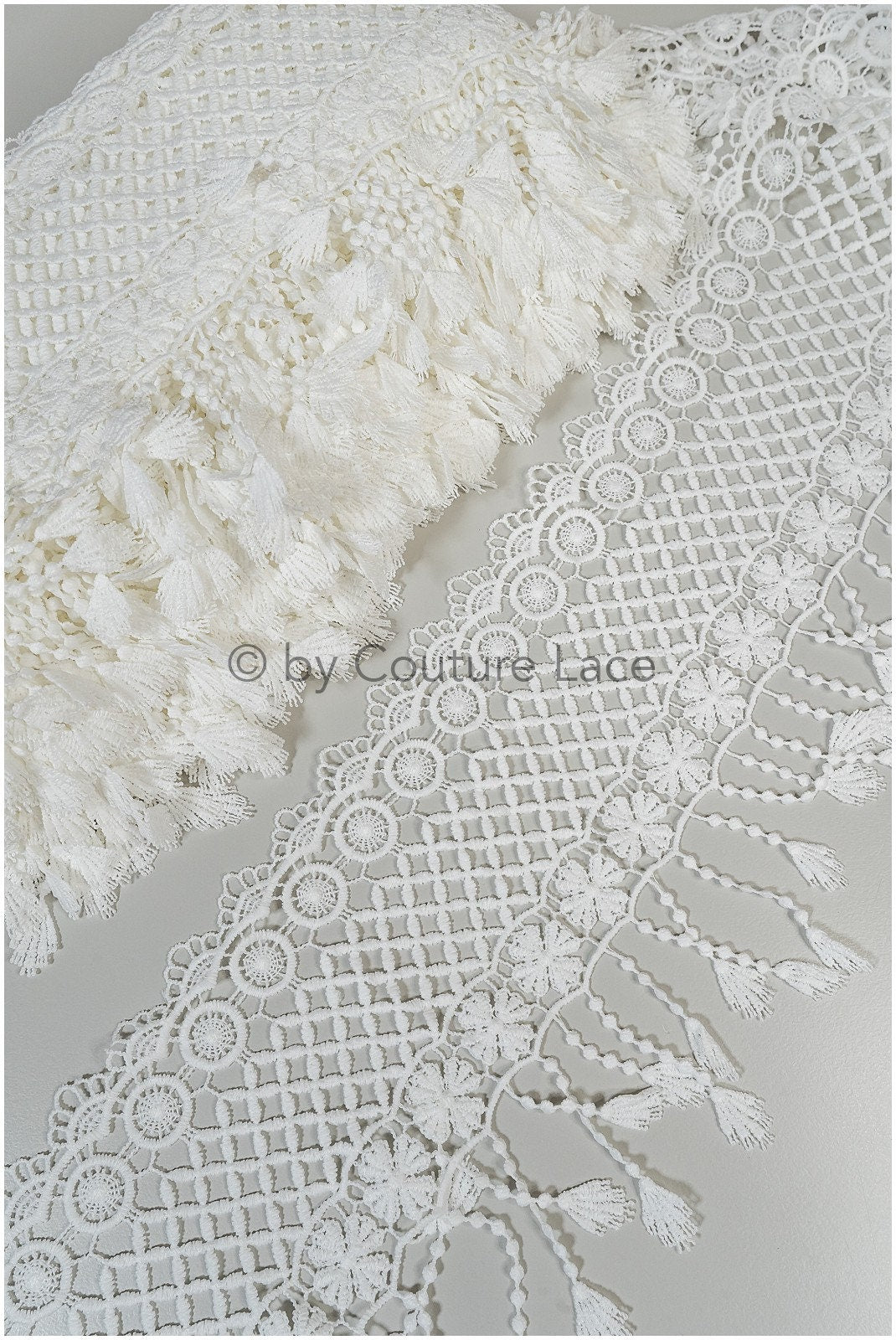 Fringe lace trim off-white/ Boho trim/ crocheted fringe lace/ Guipure lace with fringes/ Boho wedding dress lace// T20-102