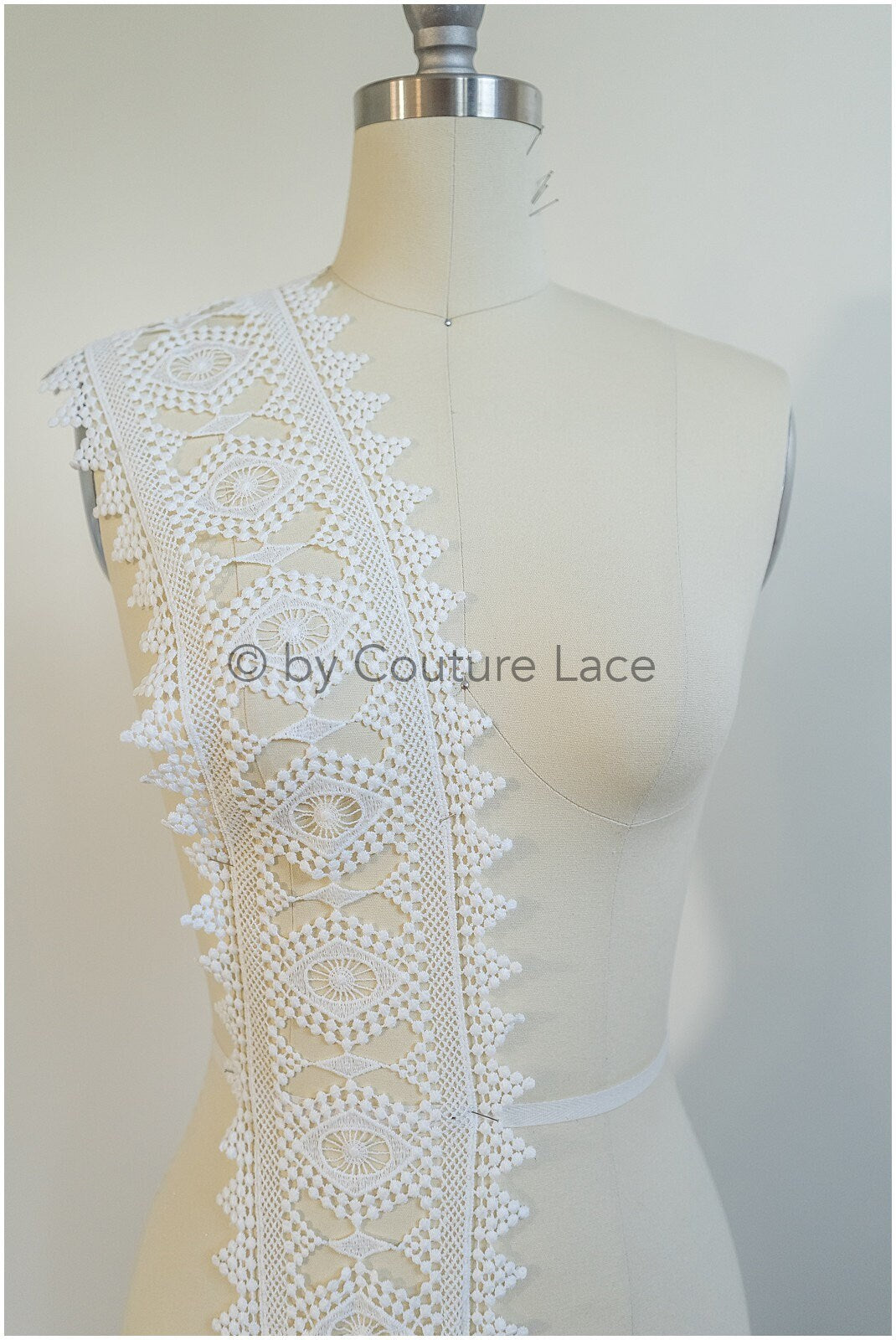 Boho lace trim off-white/ Guipure lace trim/ romantic boho lace/ bridal lace/ T20-107