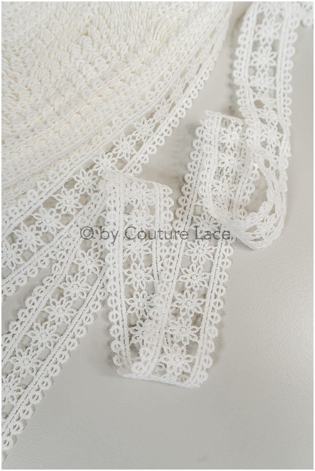 5 yds boho lace trim off-white/ floral guipure lace trim/ crocheted bridal lace trim// T20-109