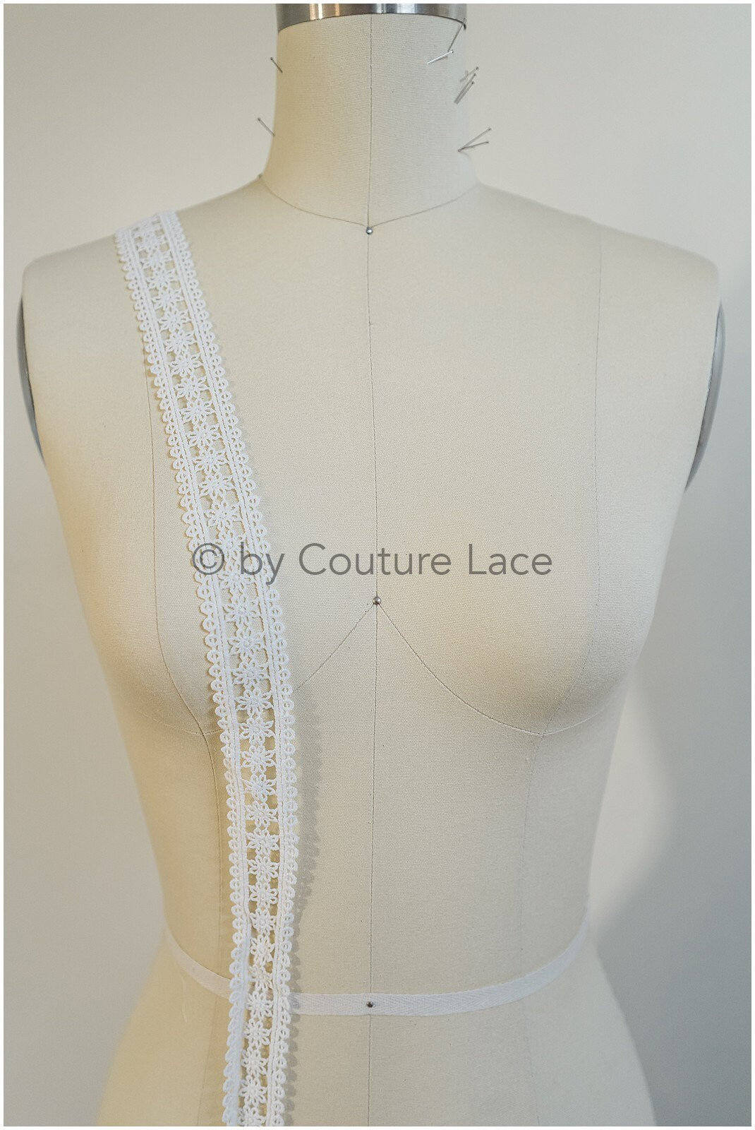 5 yds boho lace trim off-white/ floral guipure lace trim/ crocheted bridal lace trim// T20-109