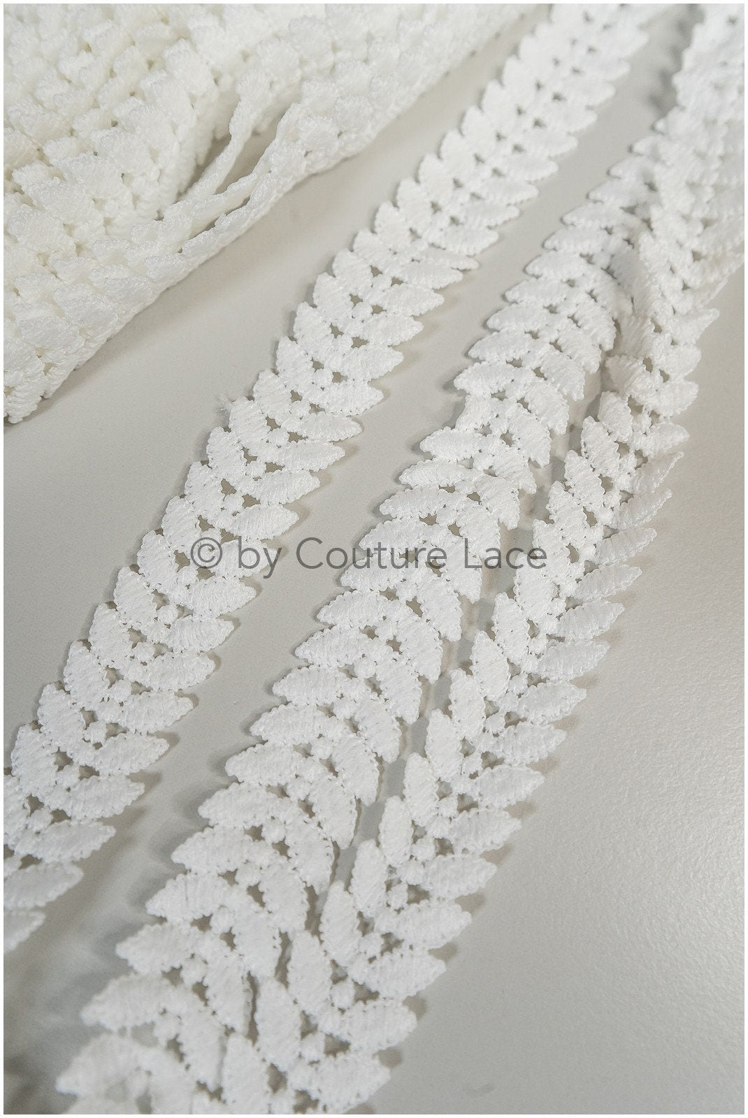4yds leaf pattern crochet lace trim/ off-white silver lace/ floral guipure lace trim/ bridal trim// T20-110