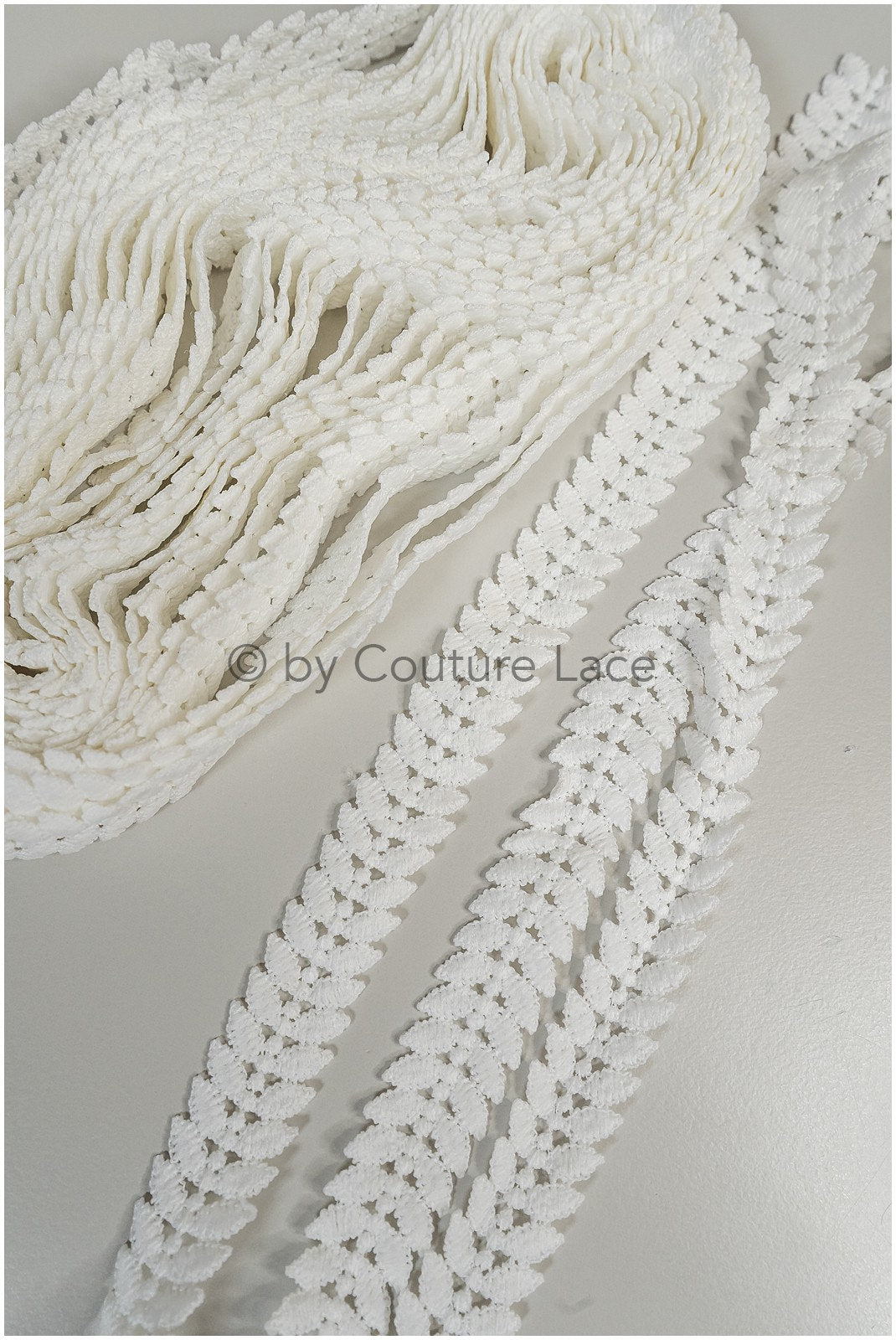 4yds leaf pattern crochet lace trim/ off-white silver lace/ floral guipure lace trim/ bridal trim// T20-110
