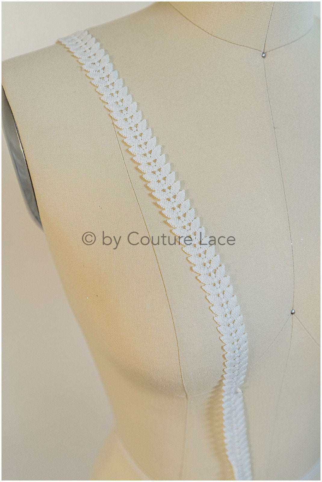 4yds leaf pattern crochet lace trim/ off-white silver lace/ floral guipure lace trim/ bridal trim// T20-110