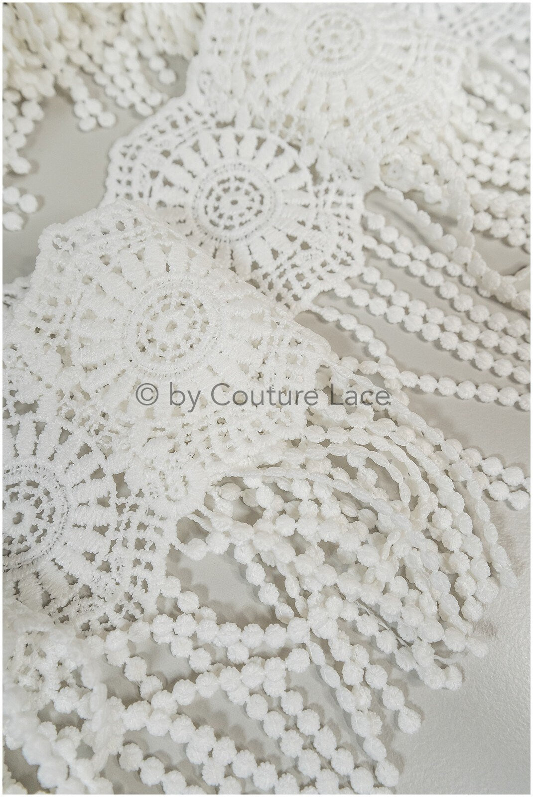 Boho fringe lace trim off-white/ Boho lace/ Guipure lace trim/ Boho dress bridal lace// T20-111