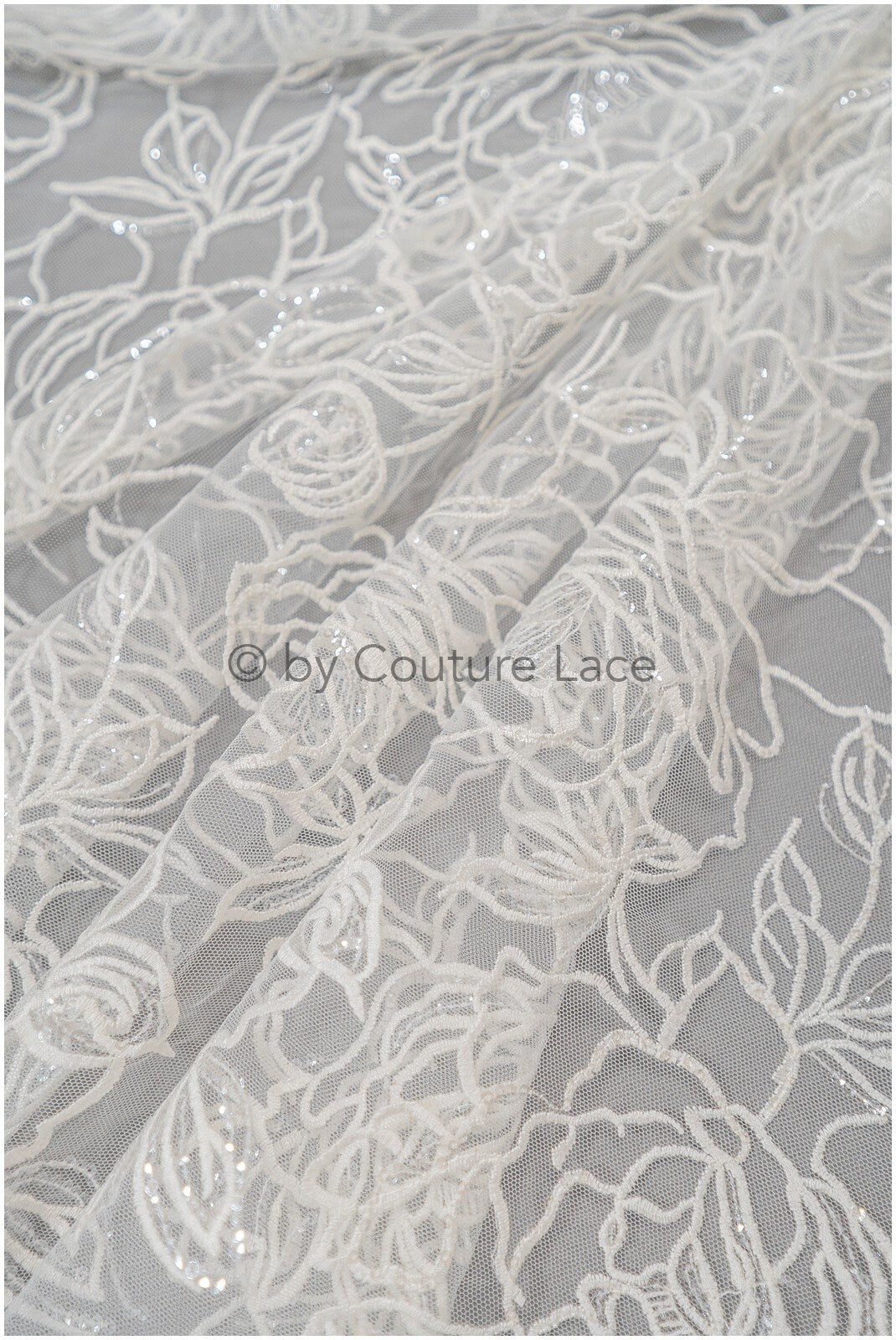 Blumen Spitzenstoff Off-White/ Blumen Spitzenstoff/ Braut Spitzenstoff/ Spitzenstoff mit Blumen// L20-359