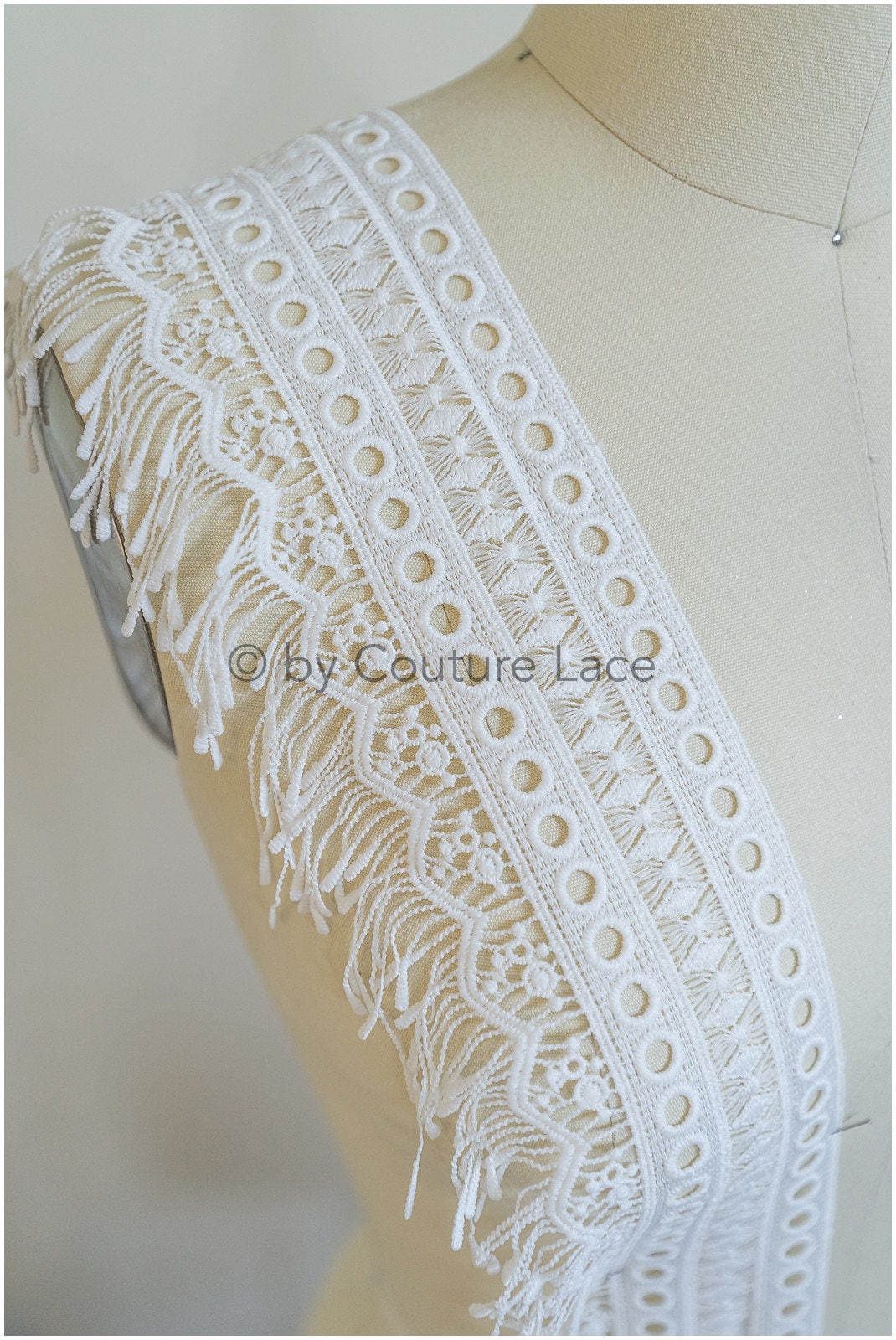 Fringed lace trim with boho pattern/ Off-white boho lace trim/ Guipure lace trim// T20-103