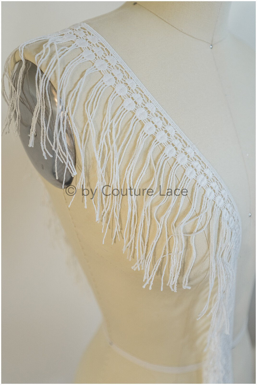 Boho fringe lace trim off-white/ Boho lace trim/ Bridal lace trim/ Boho dress lace trim// T20-108