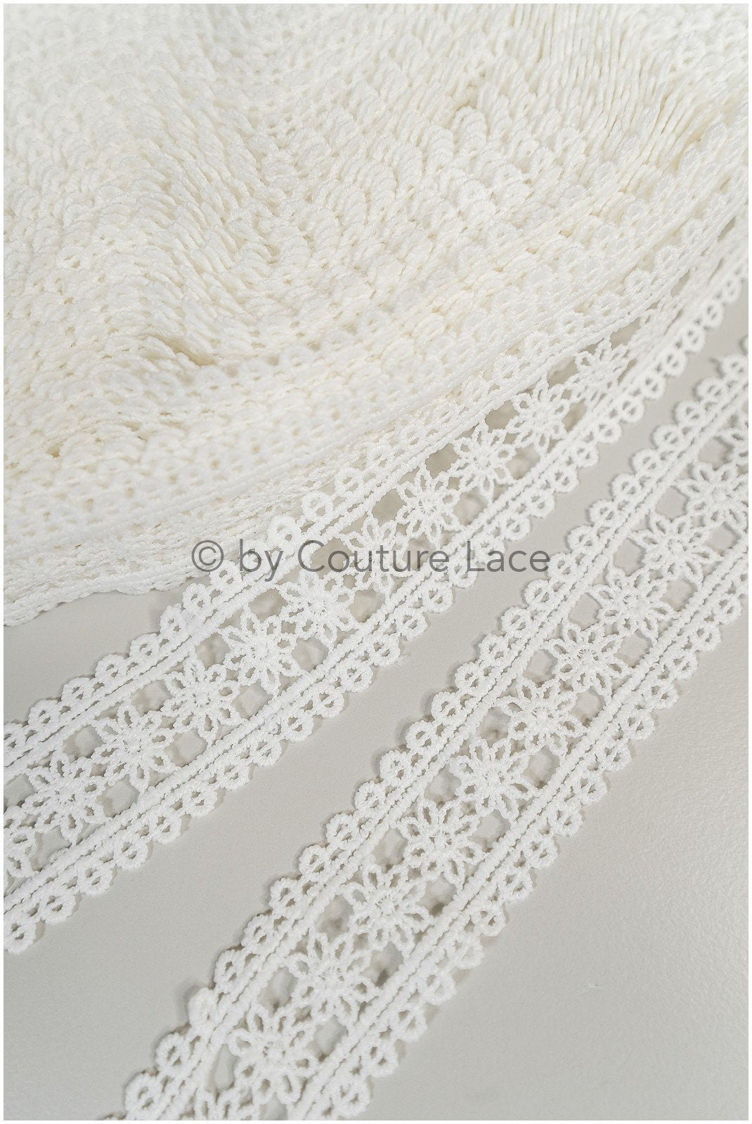 5 yds boho lace trim off-white/ floral guipure lace trim/ crocheted bridal lace trim// T20-109
