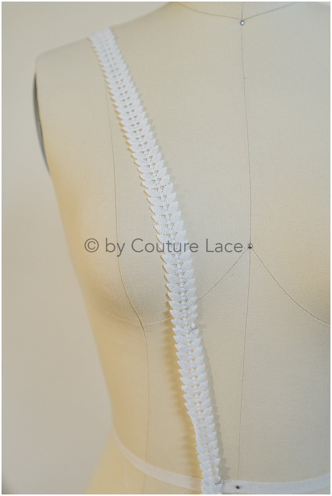 4yds leaf pattern crochet lace trim/ off-white silver lace/ floral guipure lace trim/ bridal trim// T20-110