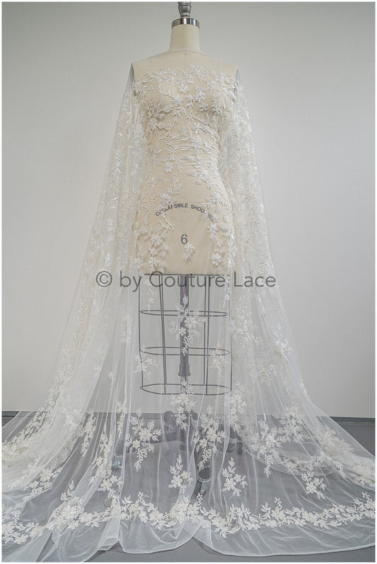 Blumen Brautspitze mit Perlen/ schwere Hochzeitsspitze Off-White/ romantischer Blumen Spitzenstoff// L20-014N