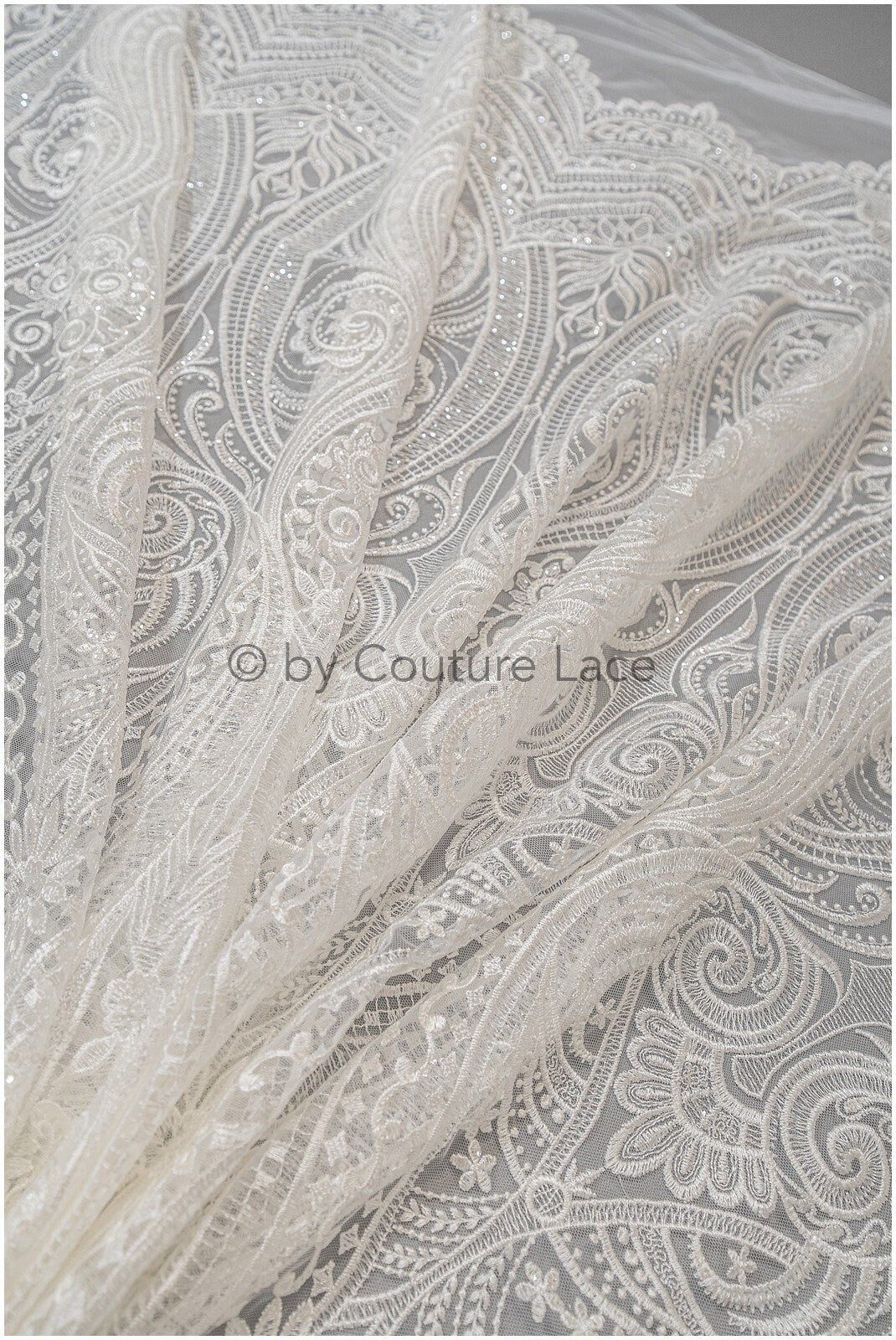 Braut Spitzenstoff Off-White/ orientalischer Braut Spitzenstoff/ weicher Boho Spitzenstoff/ Hochzeitskleid Spitze// L20-341