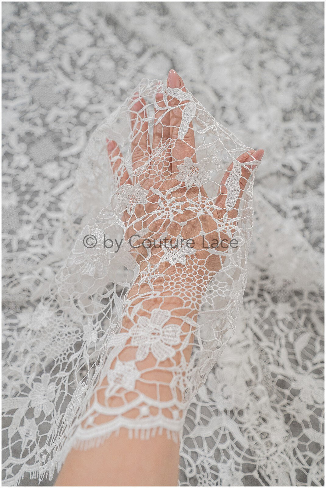 Romantischer gehäkelter Spitzenstoff/ Guipure Boho Brautspitze/ Boho Stoffe Off-White/ Makramee Spitze// L20-385